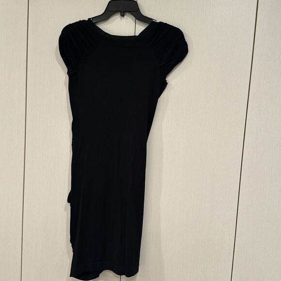 Black dress 👗 - Picture 6 of 7